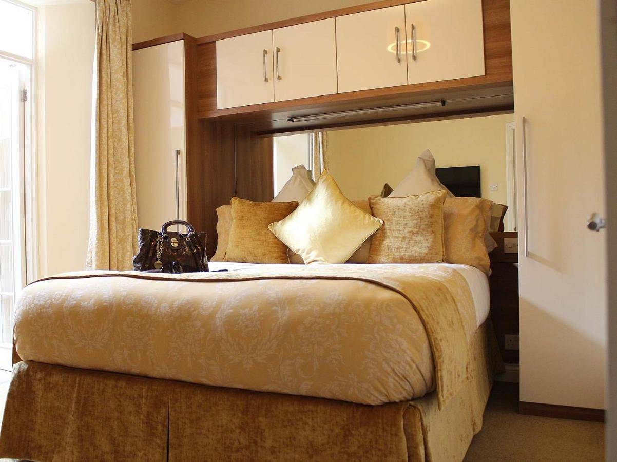 Entire apartment, Silversprings - City Centre Apartments with Parking in Exeter, Devon