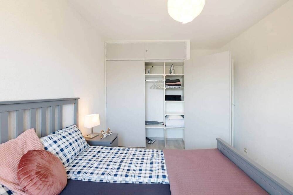 Entire apartment, Sunnyflat: Euroaiport/Basel/Trainstation/Center in Saint-Louis, Mulhouse region