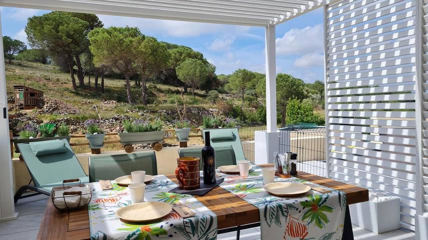Chambre d’hôte pour 3 personnes, avec jardin et piscine à Bizanet - 2