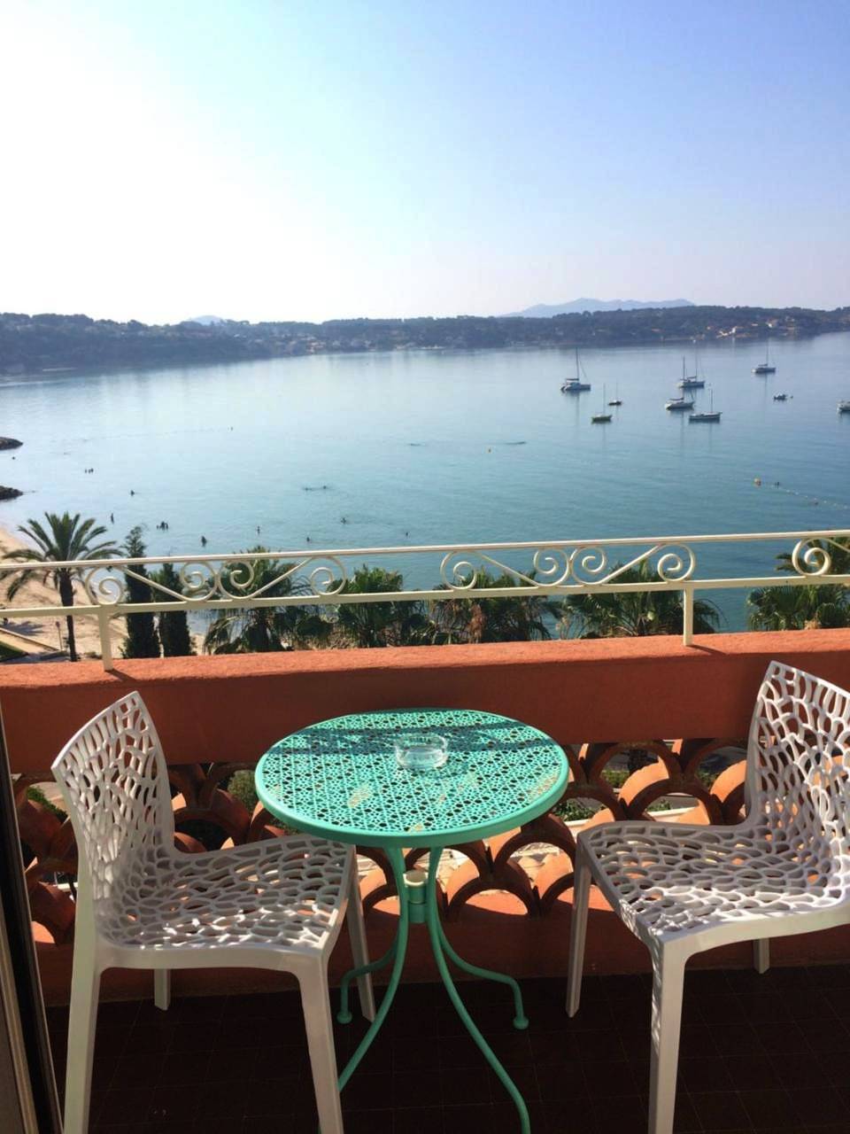 Hotel Restaurant Les Galets in Bandol, Côte méditerranéenne (France)