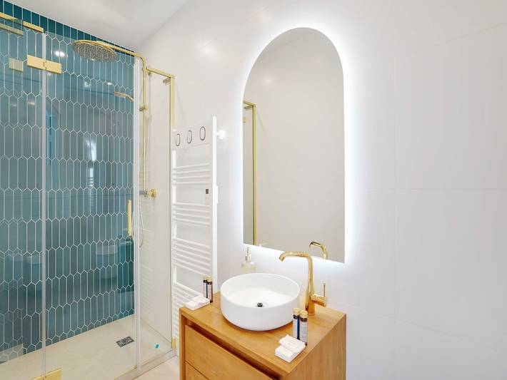 Appartement entier, Chic flat  - Montreuil - 1Br/ 4P in Montreuil, Seine-Saint-Denis