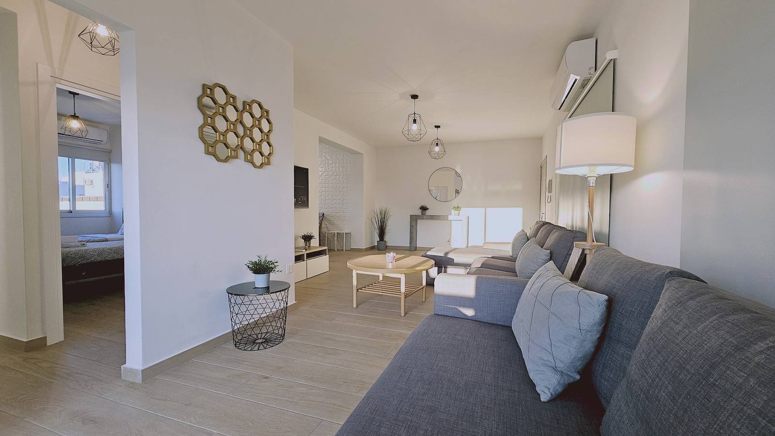 Entire apartment, 01 Lim - Stay Sky Apartment in Limassol, South Cyprus