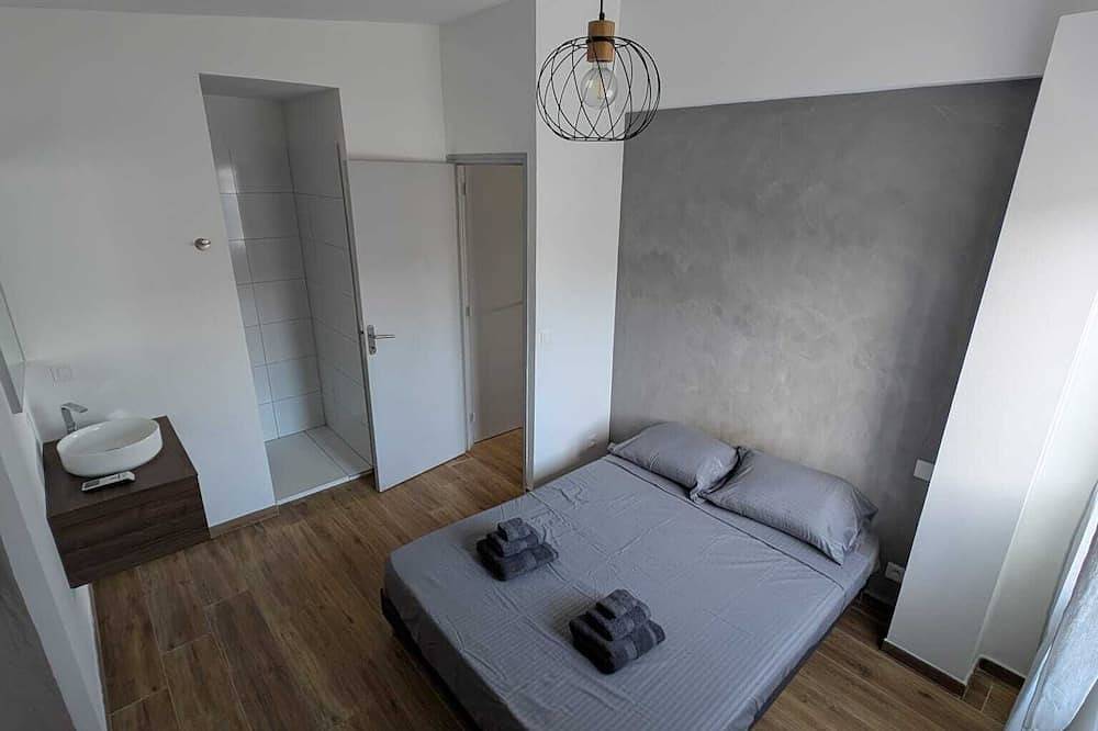 Entire apartment, Apartment rental a sotta in Sotta, Arrondissement de Sartène