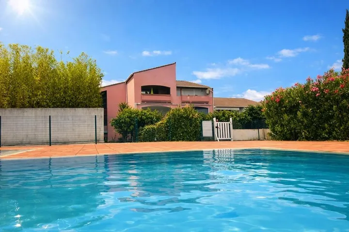 Apartamento de vacaciones para 4 personas, con piscina además de terraza y vistas - 1