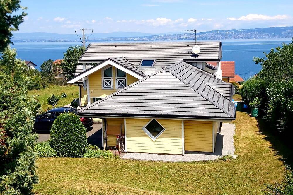 Villa spacieuse avec une vue fantastique sur le lac in Lugrin, Région de Thonon-les-Bains