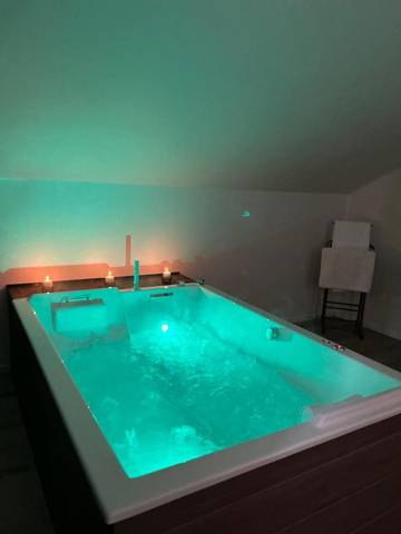 Cottage pour 2 personnes, avec jacuzzi dans Durnes