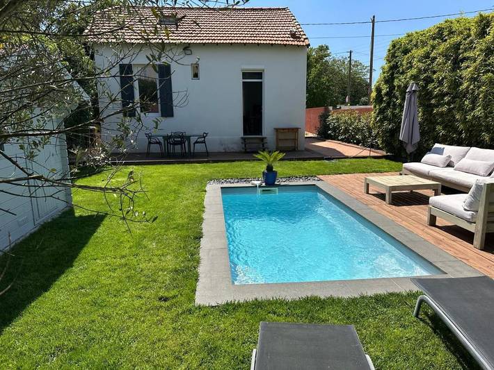 Villa für 4 Personen, mit Garten und Pool sowie Terrasse in Marseille