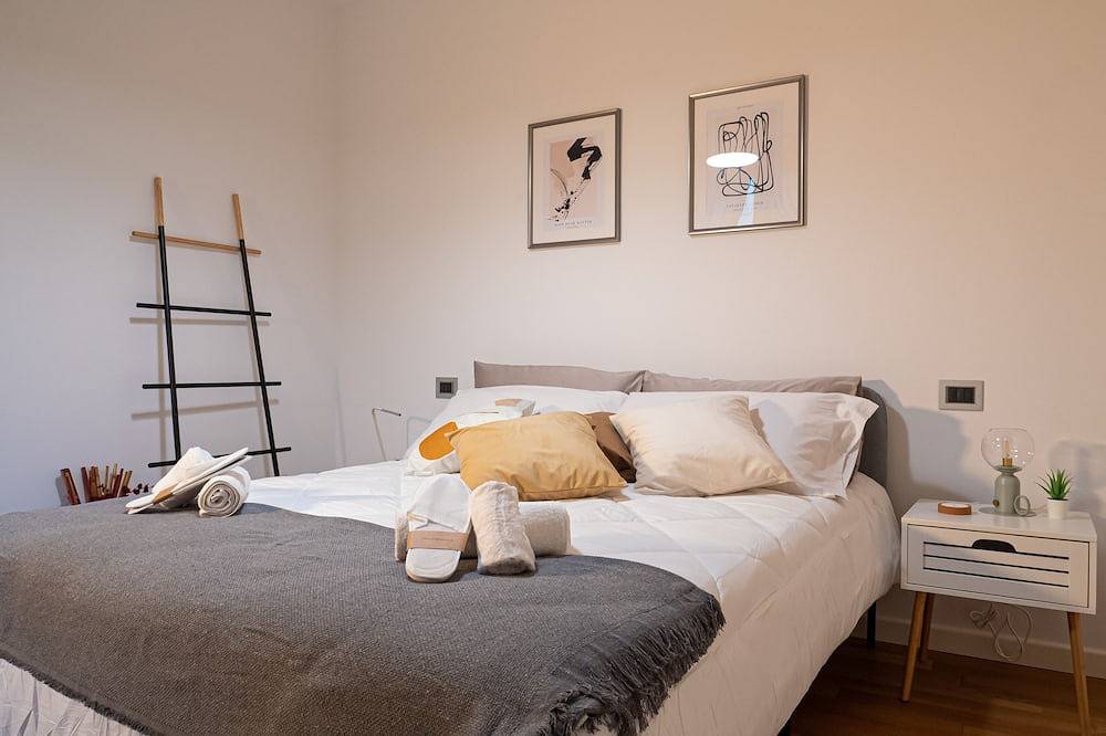 Apartamento entero, Modern apartment with private park - Maison Blanche in Mantua, Provincia de Mantova