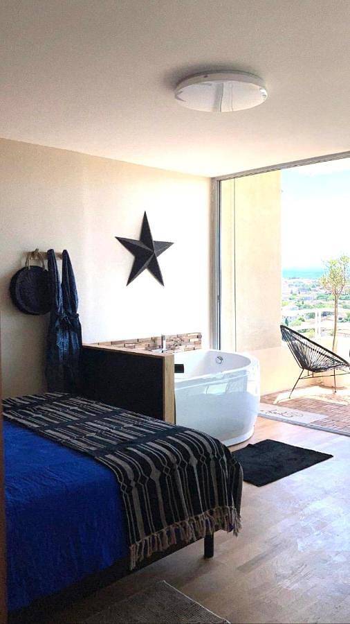 Chambre d’hôte pour 2 personnes, avec terrasse et vue, animaux acceptés à Carcassonne - 4