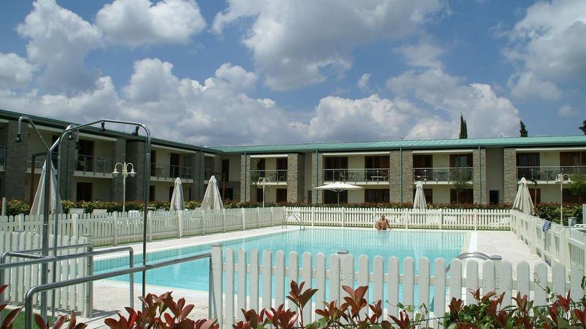 Agriturismo per 3 persone, con piscina in Tavarnelle Val di Pesa