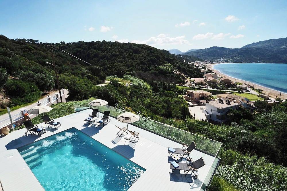 Ganze Wohnung, Villa Euphoria Apt 2 Afionas Corfu in Korfu