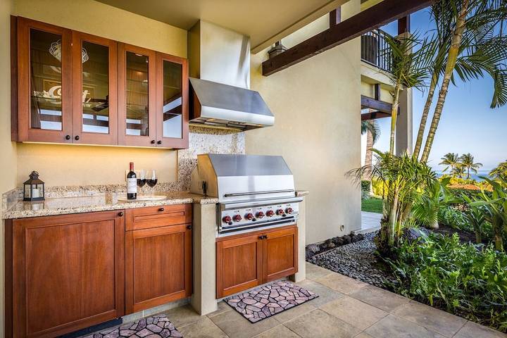 Villa for 6 people, with yard and pool as well as balcony on the Island of Hawaii