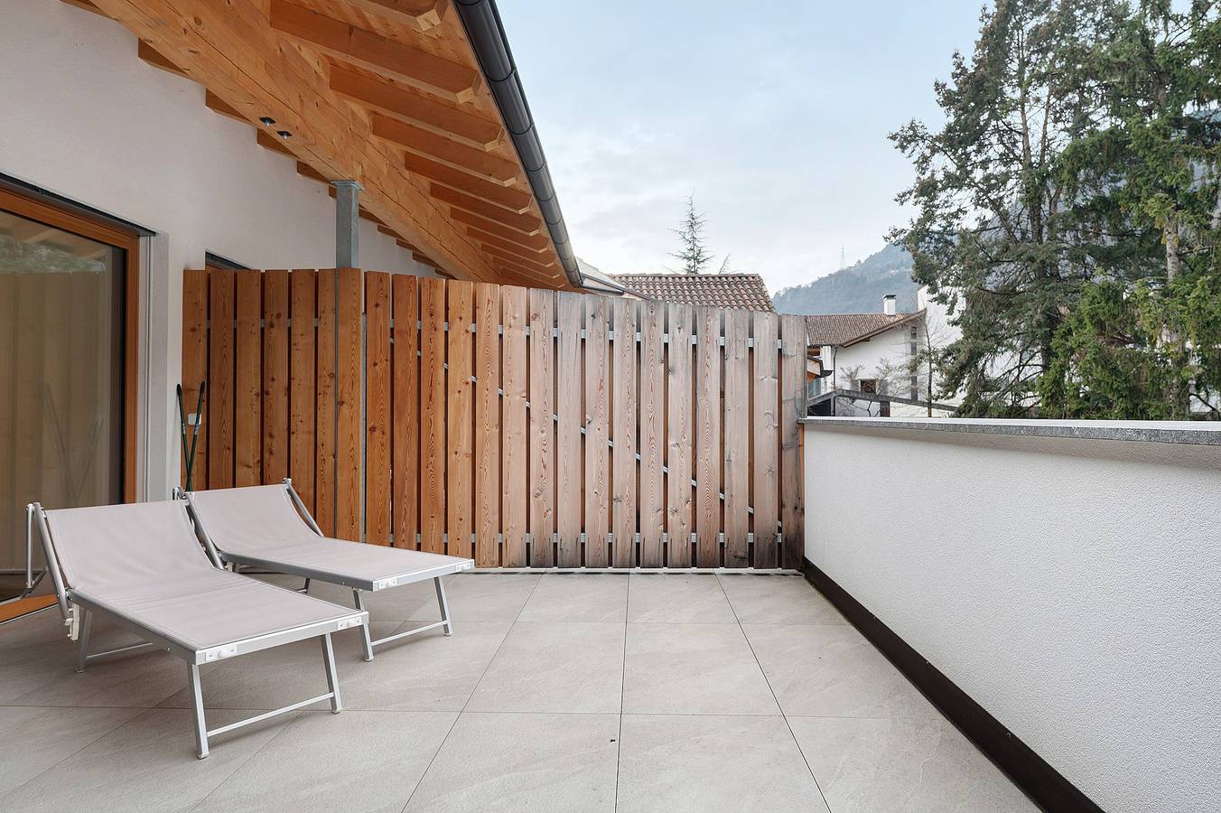 Entire apartment, Apartment 'Matscherhof Apple Blossom Exclusive' with Mountain View, Wi-Fi and Air Conditioning in Lana di Sotto, Lana