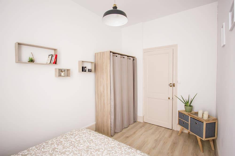 Geheel appartement, Le 62 🌟spacious T2🌟 Jardin🌴 parking & streetcar 💕 in Grenoble, Isère
