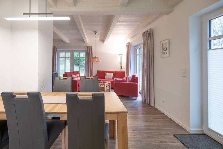 Ferienhaus für 6 Personen, mit Balkon und Terrasse sowie Garten und Sauna in Langenhorn - 4