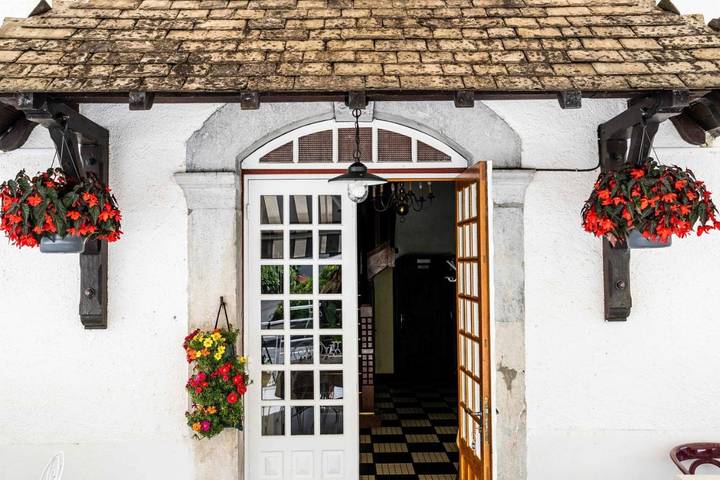 Hôtel pour 3 personnes, avec piscine et jardin, animaux acceptés à Lestelle-Bétharram - 4