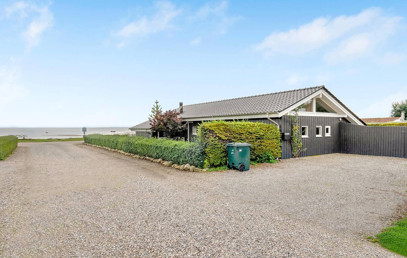 Vacation house for 8 people with hot tub in Bjert, Little Belt