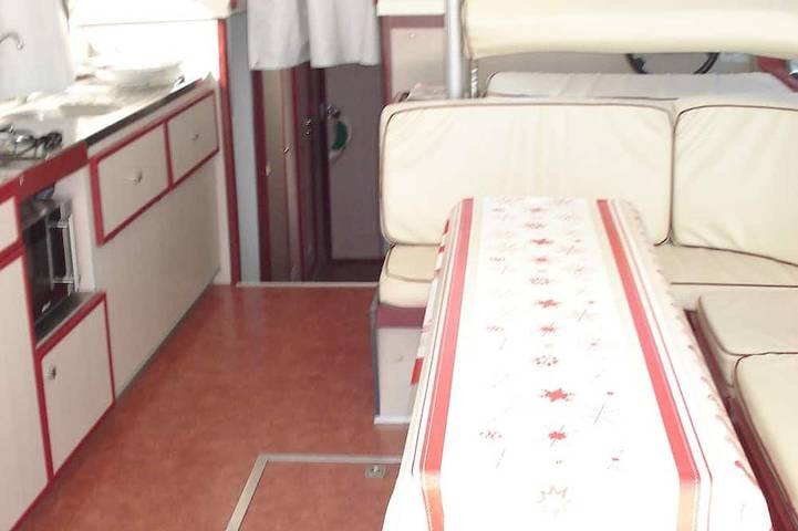 Péniche pour 6 personnes dans Auvergne-Rhône-Alpes - 3