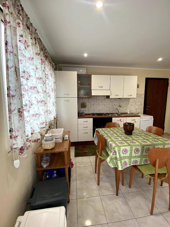 Gîte pour 4 personnes, avec terrasse dans Soverato Marina - 2