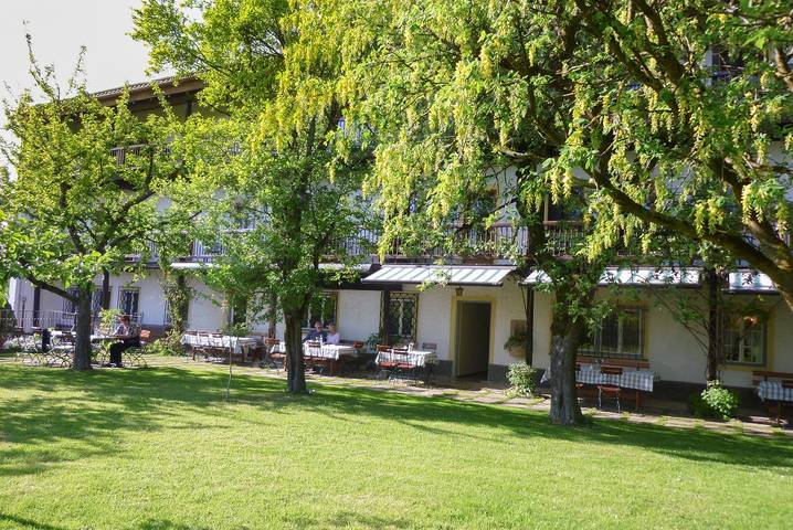 Landhaus Griessee - Hotel garni - Einzelzimmer mit Dusche und Wc in Obing, Landkreis Traunstein