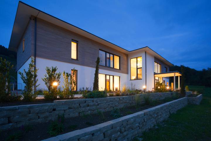 Ferienwohnung für 2 Personen, mit Balkon und Garten in Hilzingen