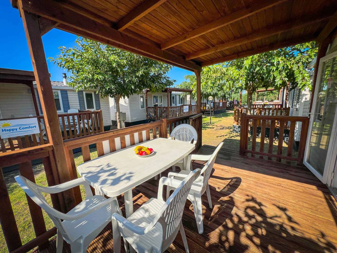 Casa móvil con aire acondicionado, terraza y piscina.  in Gallipoli, Golfo de Taranto