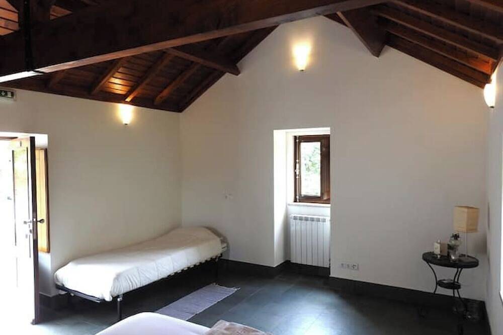 Agriturismo Pardis Douro - Torre Room in Resende, Douro-Tal