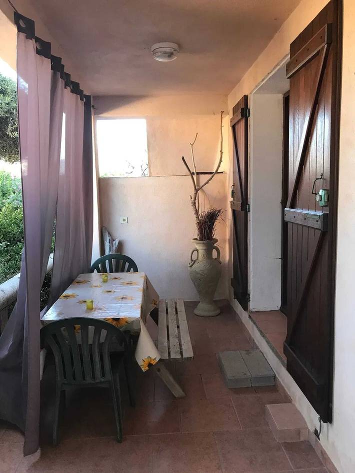 Gîte pour 4 personnes, avec jardin ainsi que terrasse et piscine à Propriano - 2