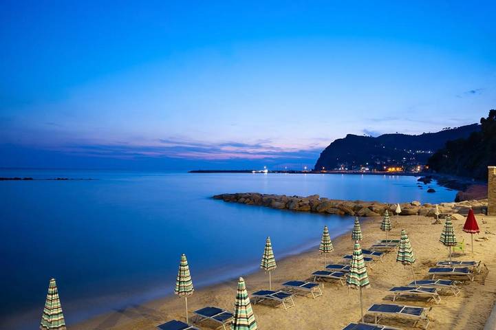 Hôtel pour 3 personnes, avec terrasse et jardin à Agnone Cilento - 2