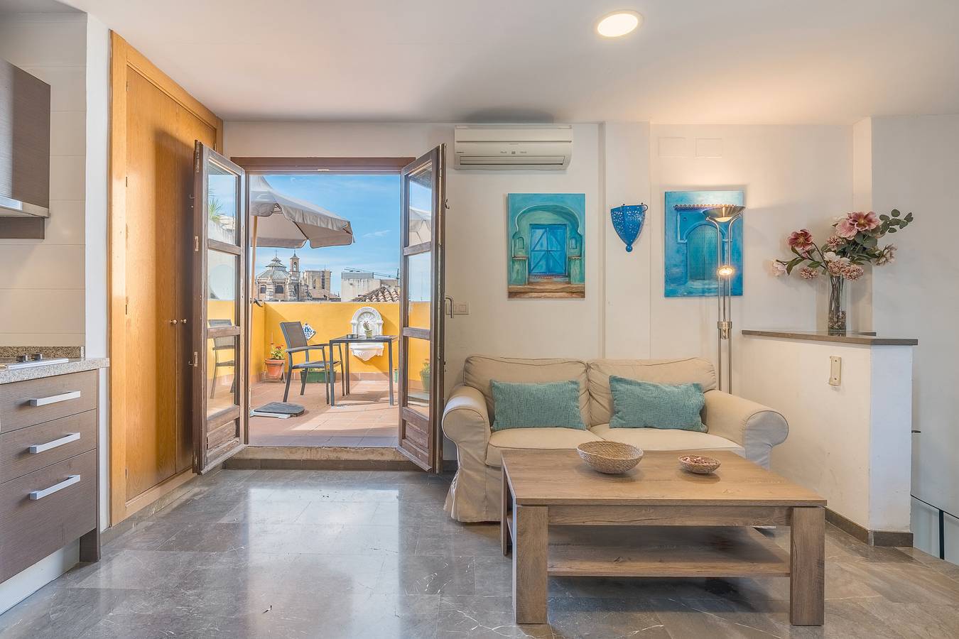 Geheel appartement, Appartement 'Duplex met Terras en Uitzicht' met Privéterras, Wi-Fi en Airconditioning in Granada, Granada Provincie