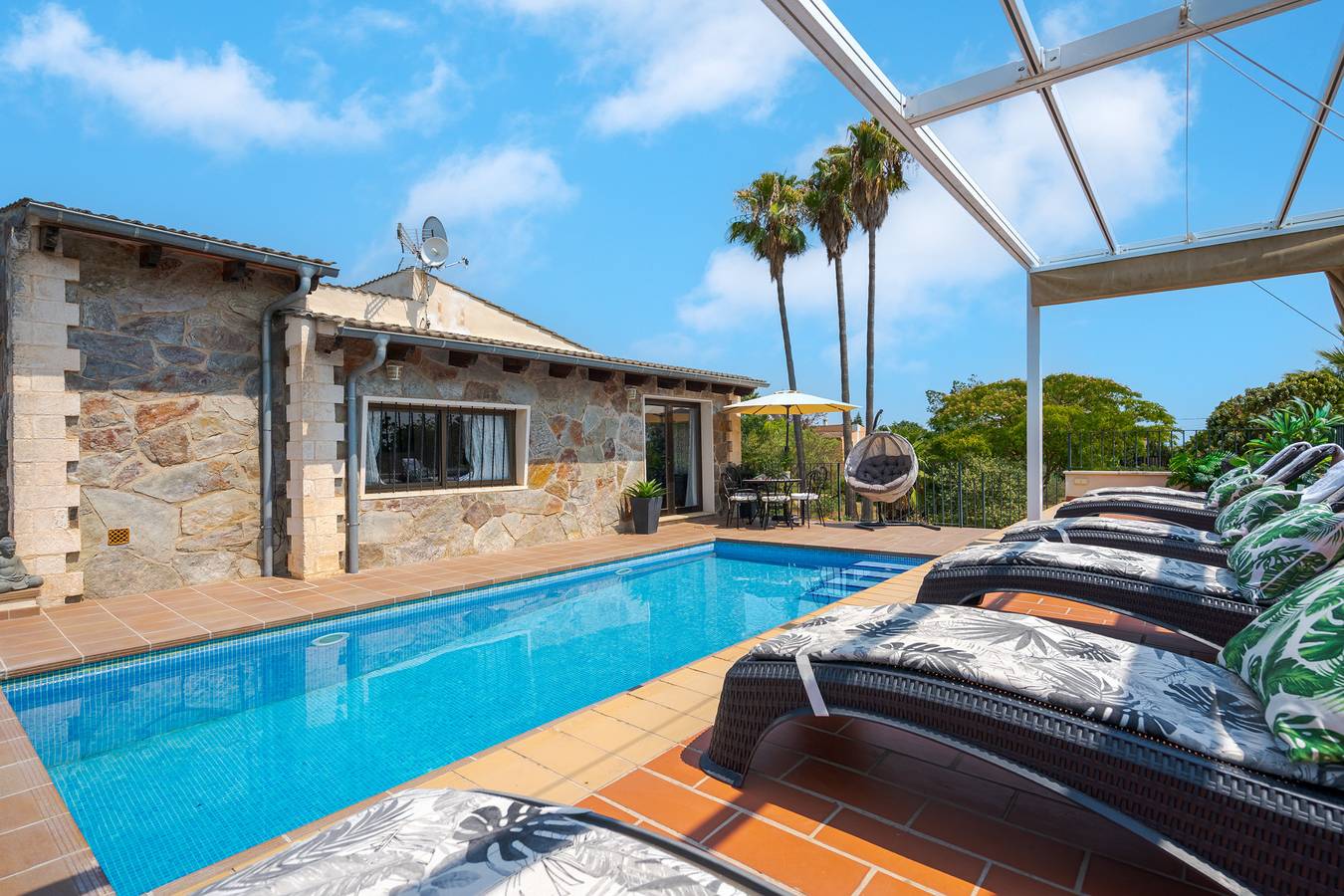 Es Refugi De Les Aguiles in Lloseta, Majorca Center