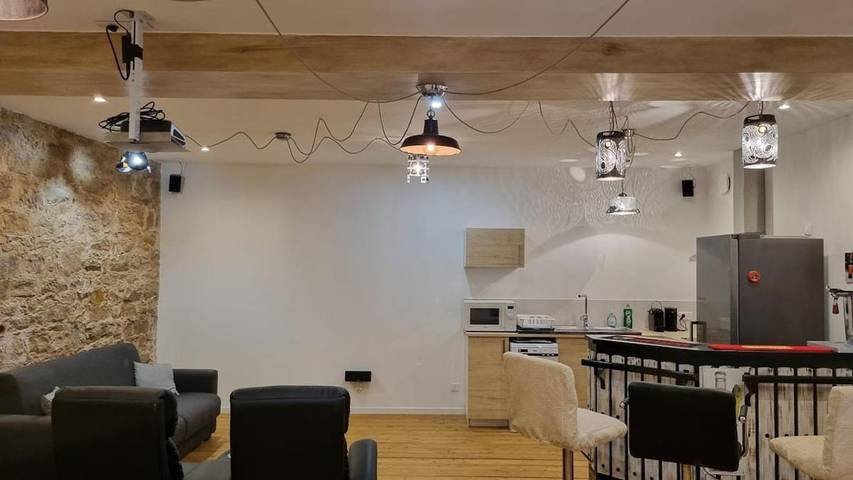 Gîte pour 4 personnes, avec terrasse, animaux acceptés dans Handschuheim