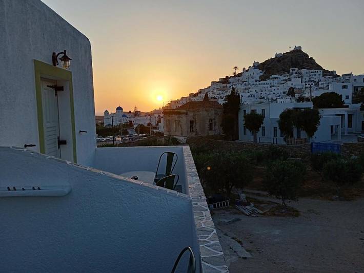 Gîte pour 2 personnes, avec vue et jardin dans Chora (Ios) - 2