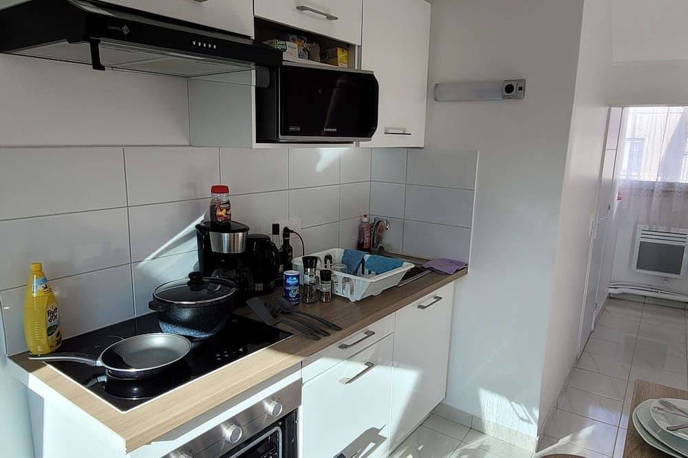 Apartamento entero, Hollyday Apart Paris Saint-Brice Cdg France in Saint-Brice-sous-Forêt, Valle del Oise
