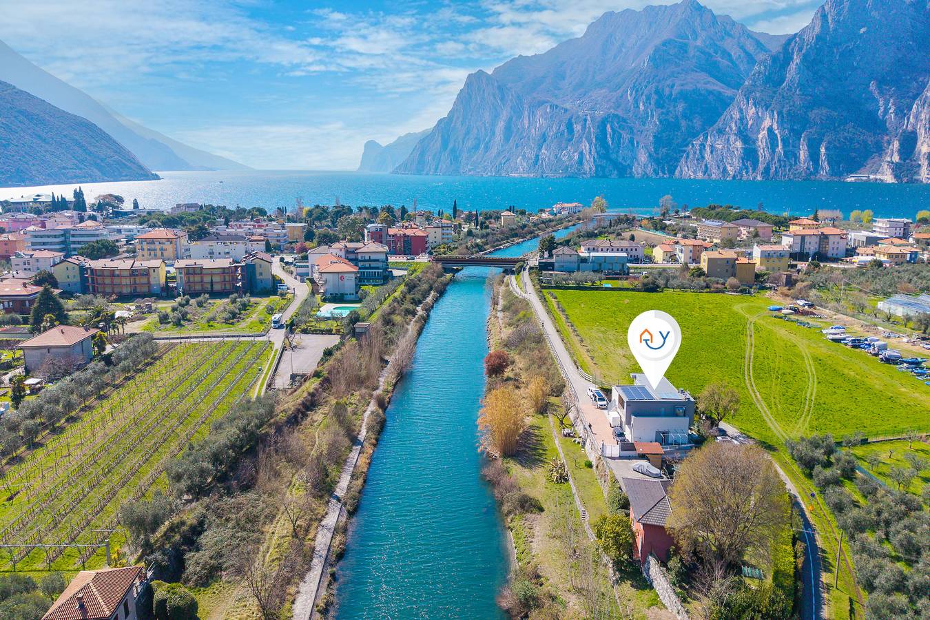 Apartamento entero, Villa Al Fiume - La Quiete B in Torbole sul Garda in Nago-Torbole, Montañas Garda