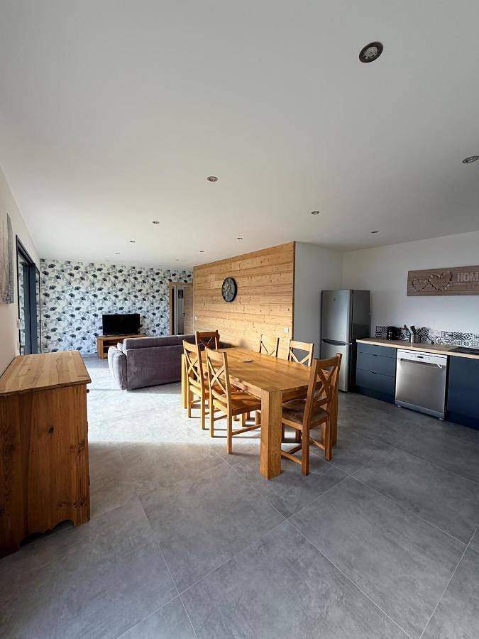 Appartement entier, Appartement 2 à 4 personnes in Mercury, Région d'Albertville