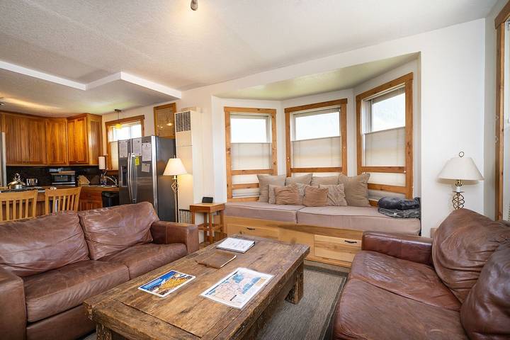 Vacation rental for 10 people, with terrace in Silverton