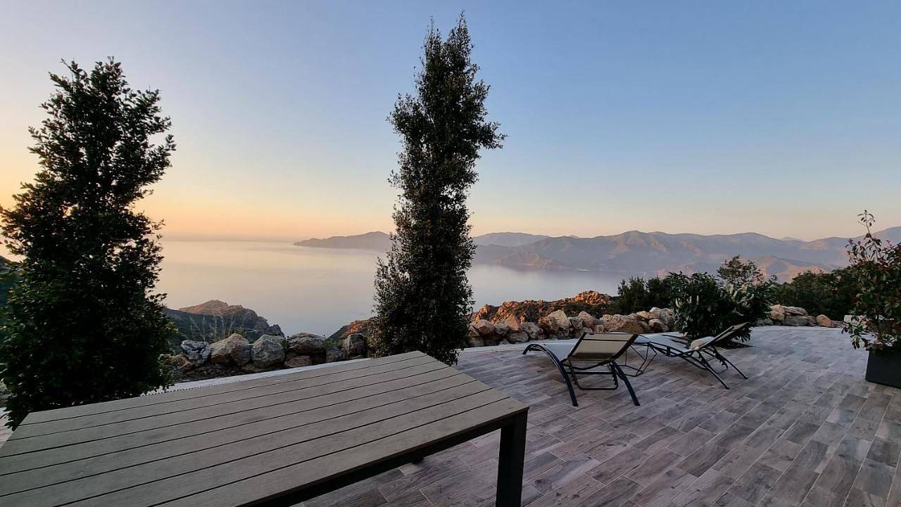Appartement entier, Superior Apartment in Piana, Région d'Ajaccio