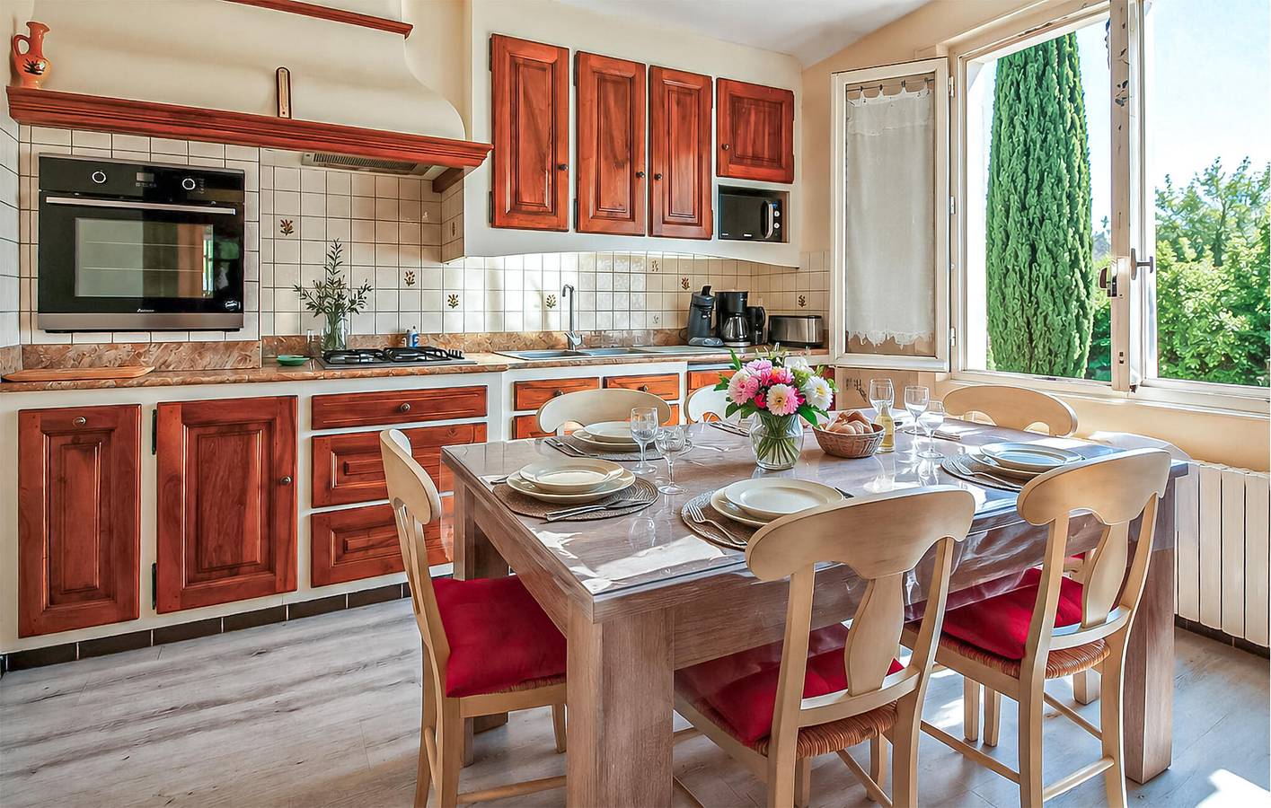 Wohnung mit Bergblick, Pool, WiFi und Parkplatz 800m von Sablet in Sablet, Vaucluse