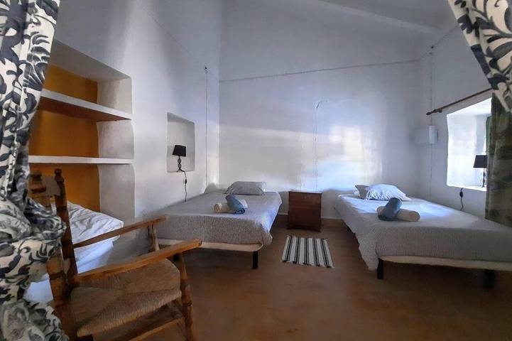 Cute shepherd's house from 1892, with swimming pool, 4p in Puerto Serrano, Pueblos Blancos