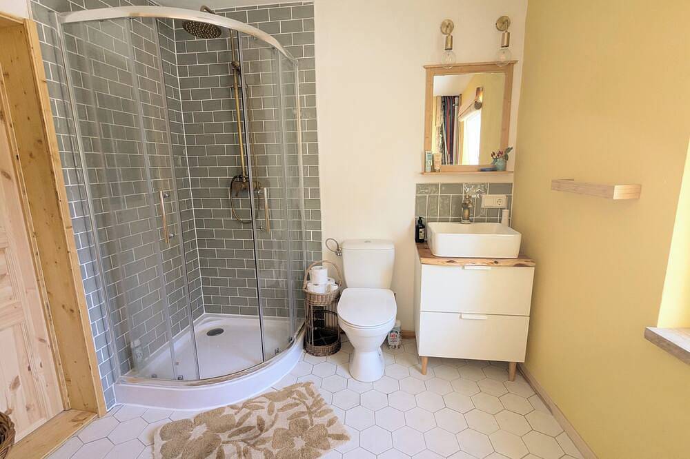 Stilvolles, zentrales Ferienhaus zum Ankommen & Durchatmen in Sangerhausen, Harzvorland