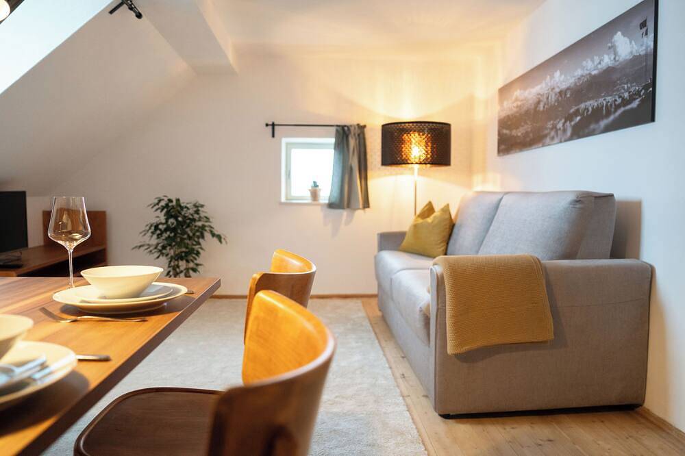 Ganze Wohnung, Idyllisches Apartment am Ritten – Ruhe, Natur & Dolomitenblick. Mobilcard inkl. in Oberbozen, Ritten