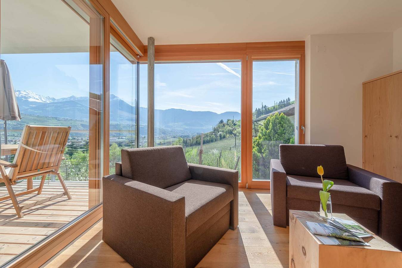 Chalet 'Moosbichlerhof  Rosalia' with Mountain View, Shared Pool and Wi-Fi in Marling, Ortler Alps