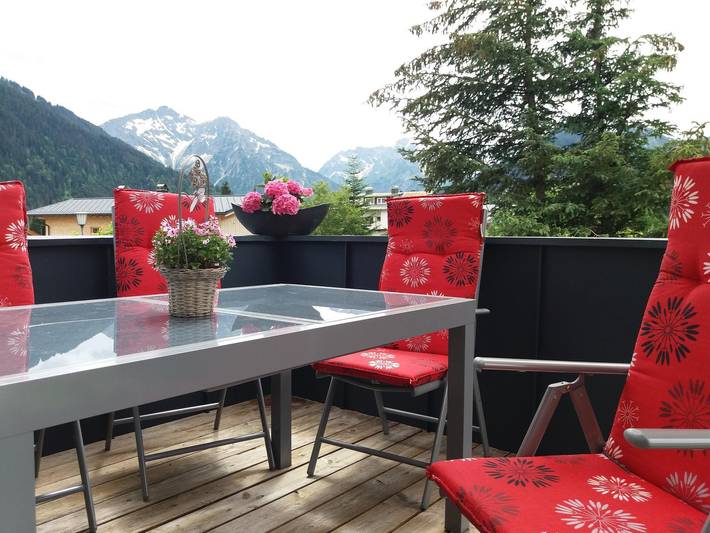 Appartement voor 4 personen, met tuin en terras in Riezlern