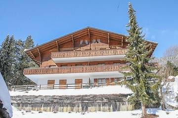 Gîte pour 5 personnes, avec balcon à Rougemont