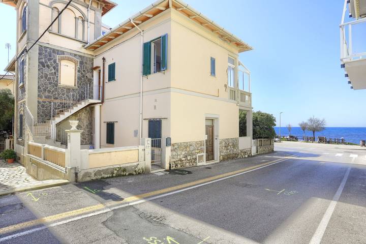 Appartamento intero, 6 Posti Letto - Del Duca - 🌊 Fronte mare: attico di lusso con vista tramonto in San Vincenzo, Costa degli Etruschi