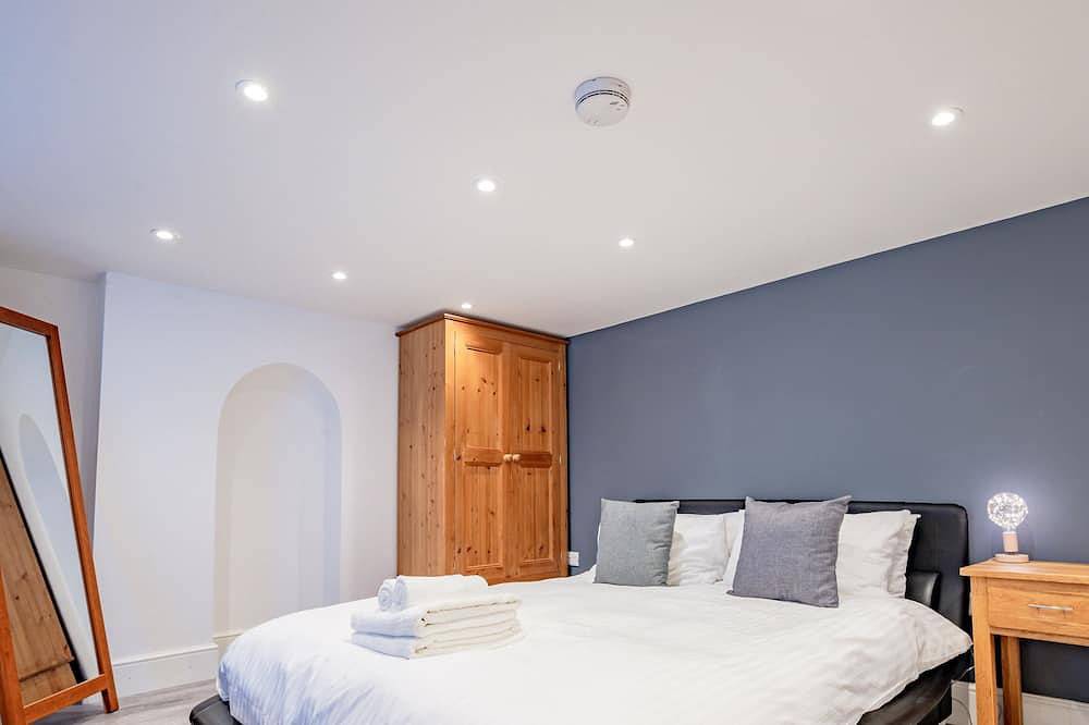Exquisite renovation in central location in Hereford, Herefordshire