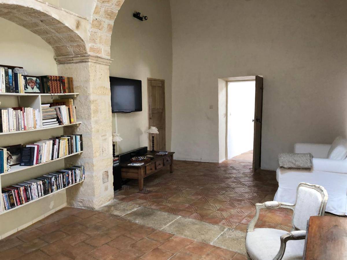 Family Room with Terrace in Villevieille, Côte méditerranéenne (France)