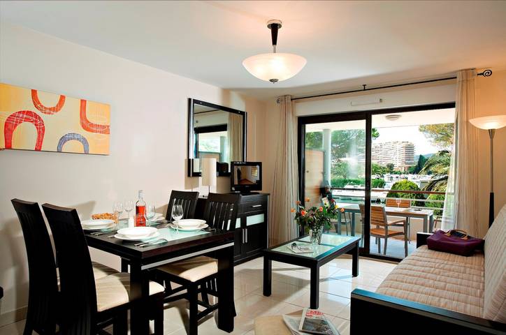 Appartement de vacances pour 4 personnes, avec Balcon et Piscine