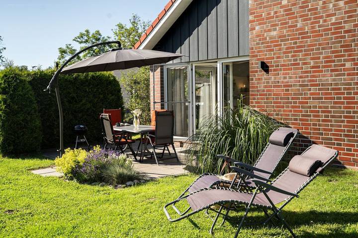 Ferienhaus für 5 Personen, mit Terrasse und Garten in Jade - 2